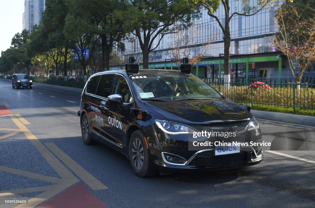 RoboTaxi Services Start Trial Operation In Hangzhou