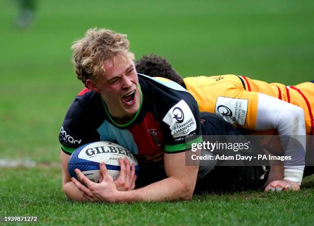 Harlequins' Louis Lynagh scores their side's third try of the game during the Investec Champions Cup match at Twickenham Stoop, London. Picture date:...