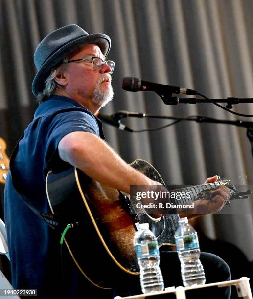 Shawn Mullins performs at the 15th Annual 30A Songwriters Festival on January 14, 2024 in South Walton, Florida.