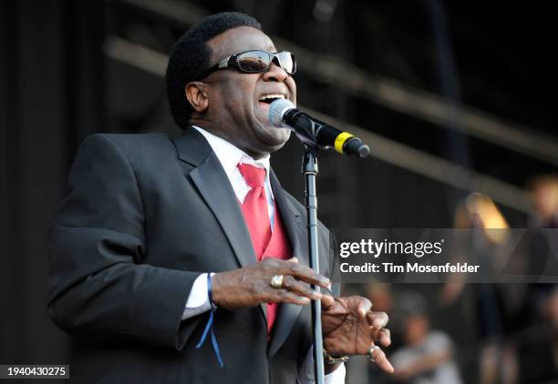 Al Green performs during Bonnaroo 2009 on June 12, 2009 in Manchester, Tennessee.