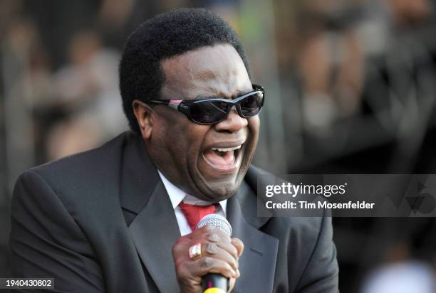 Al Green performs during Bonnaroo 2009 on June 12, 2009 in Manchester, Tennessee.