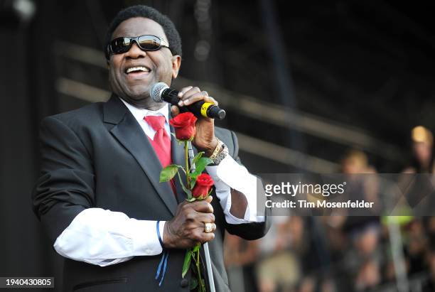 Al Green performs during Bonnaroo 2009 on June 12, 2009 in Manchester, Tennessee.