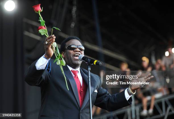 Al Green performs during Bonnaroo 2009 on June 12, 2009 in Manchester, Tennessee.