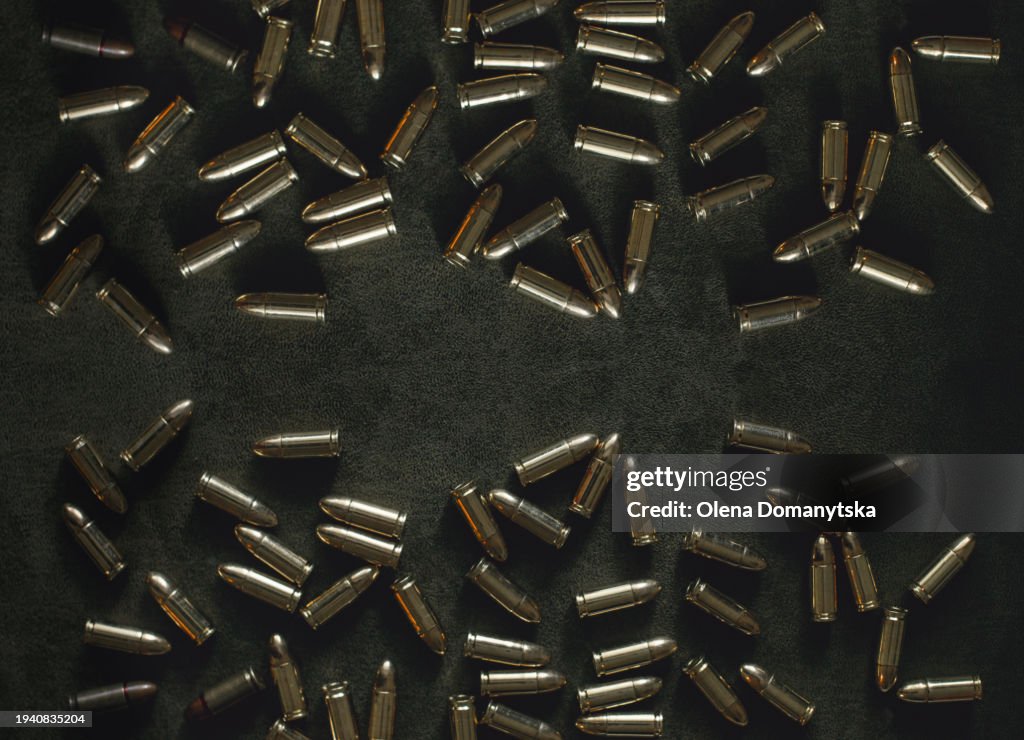 War bullets pistol 9 mm