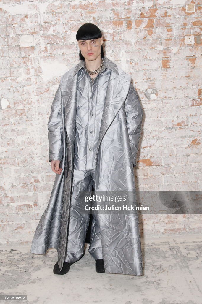 LGN Louis Gabriel Nouchi : Photocall - Paris Fashion Week - Menswear Fall/Winter 2024-2025