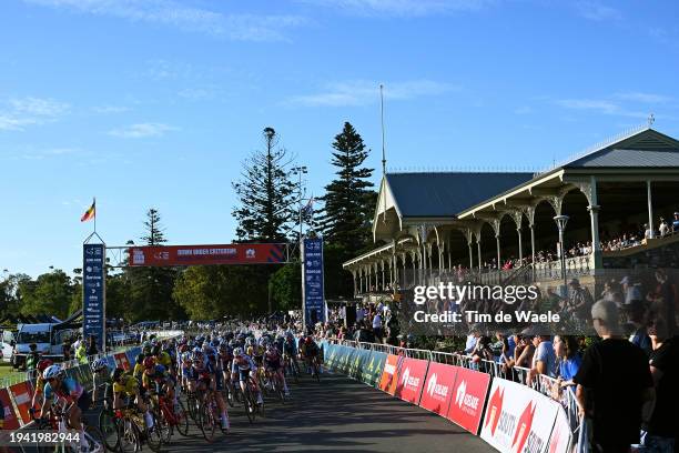 Vic Park Raceway 1,045 Victoria Park Adelaide Stock Photos, High-Res Pictures, and ...