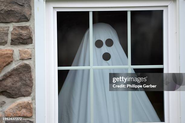 Ghost In A Window 2,167 Ghost In Window Stock Photos, High-Res Pictures, and Images ...