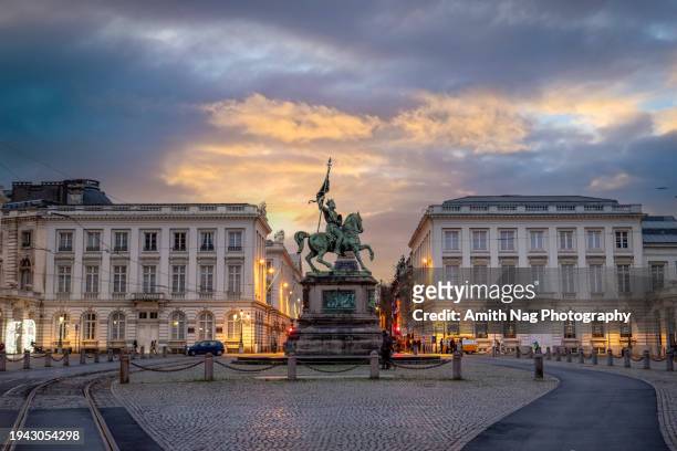 koningsplein - royal palace brussels stock pictures, royalty-free photos & images