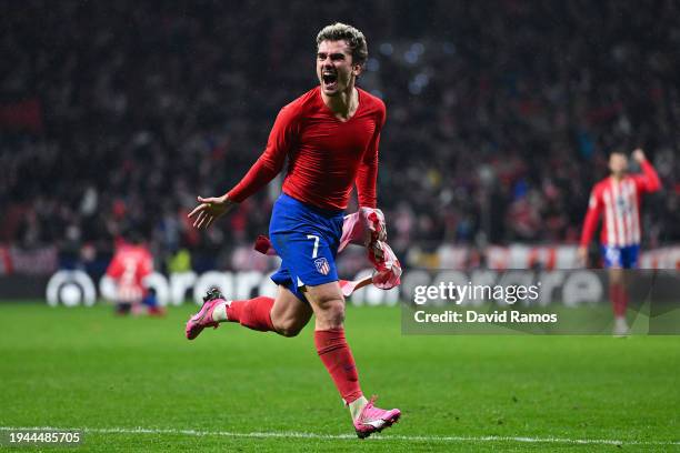 Antoine Griezmann of Atletico de Madrid celebrates their team's third goal during the Copa del Rey Round of 16 match between Atletico Madrid and Real...