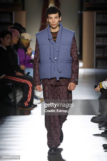 Model walks the runway during the Kenzo Menswear Fall/Winter 2024-2025 show as part of Paris Fashion Week on January 19, 2024 in Paris, France.