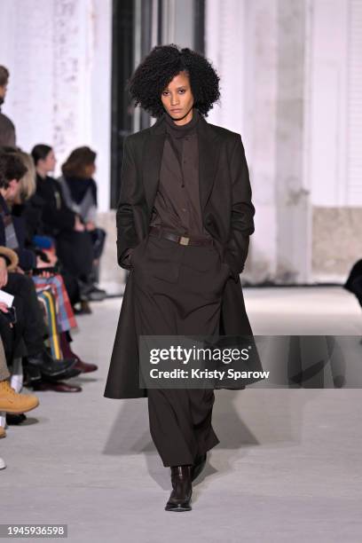 Model walks the runway during the Officine Generale Menswear Fall/Winter 2024-2025 show as part of Paris Fashion Week on January 19, 2024 in Paris,...