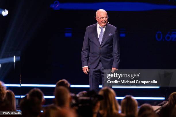 Sven Goran Eriksson presents the Newcomer of The Year award during Idrottsgalan 2024, the annual Swedish Sports Gala, at Friends Arena on January 22,...