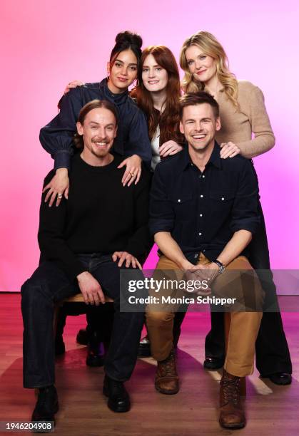 Edmund Donovan, Melissa Barrera, Kayla Foster, Tommy Dewey and Meghann Fahy visit the IMDb Portrait Studio at Acura House of Energy on Location at...