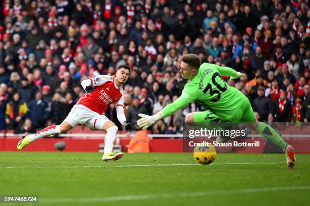 Gabriel Martinelli of Arsenal scores his team's fifth goal during the Premier League match between Arsenal FC and Crystal Palace at Emirates Stadium...