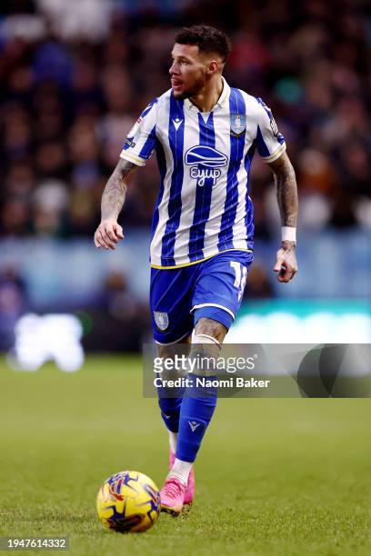 Marvin Johnson of Sheffield Wednesday runs with the ball during the Sky Bet Championship match between Sheffield Wednesday and Coventry City at...