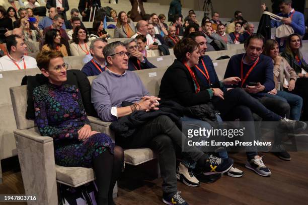 The president of Navarra, Maria Chivite and the PSOE spokesperson in Congress, Patxi Lopez , during the political convention of the PSOE, on 20...