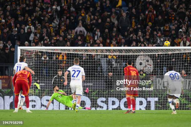 Milan Duric of Hellas Verona misses a penalty during the Serie A TIM match between AS Roma and Hellas Verona FC - Serie A TIM at Stadio Olimpico on...