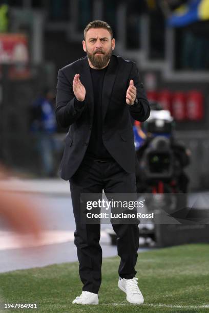 Roma coach Daniele De Rossi reacts during the Serie A TIM match between AS Roma and Hellas Verona FC - Serie A TIM at Stadio Olimpico on January 20,...