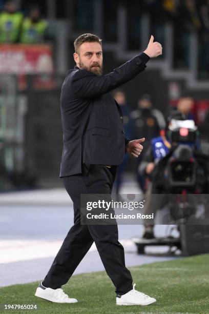 Roma coach Daniele De Rossi reacts during the Serie A TIM match between AS Roma and Hellas Verona FC - Serie A TIM at Stadio Olimpico on January 20,...