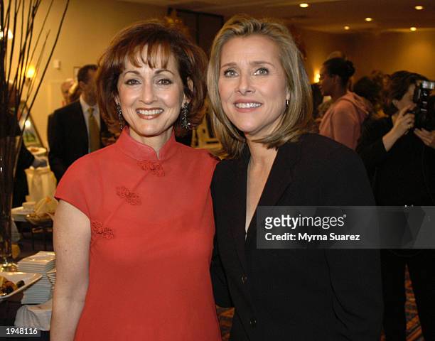 One Life To Live cast member Robin Strasser and The View's Meredith Vieira attend the 48th Annual United Cerebral Palsy Of New York City Awards...