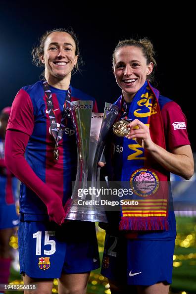 Lucy Bronze And Ona Batlle Of Barcelona Celebrates With Trophyafter lucy-bronze-and-ona-batlle-of-barcelona-celebrates-with-trophyafter