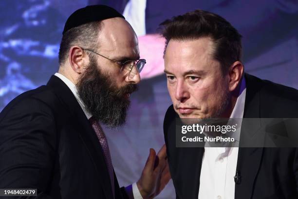 Fighting Rabbi 31 Elon Musk Sin Fondo Stock Photos, High-Res Pictures, and Images ...