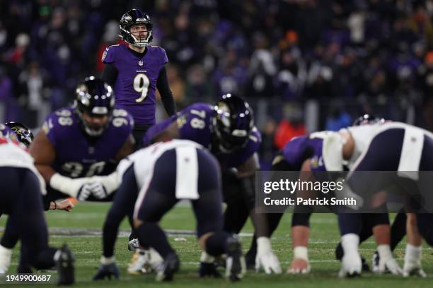 Place kicker Justin Tucker of the Baltimore Ravens lines up a field goal against the Houston Texans in the AFC Divisional Playoff game at M&T Bank...