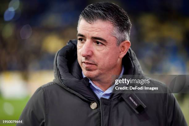 Roy Makaay looks on prior to the Dutch Eredivisie match between Vitesse and Feyenoord at Gelredome on January 21, 2024 in Arnhem, Netherlands.