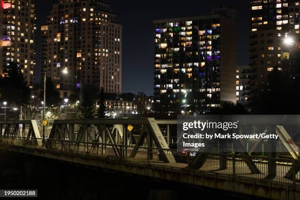 urban living - london ontario skyline stock pictures, royalty-free photos & images