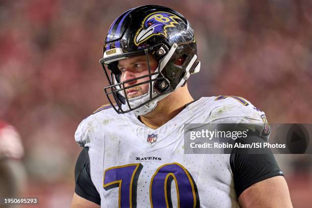 Kevin Zeitler of the Baltimore Ravens in action during a game between the San Francisco 49ers and the Baltimore Ravens at Levi's Stadium on December...