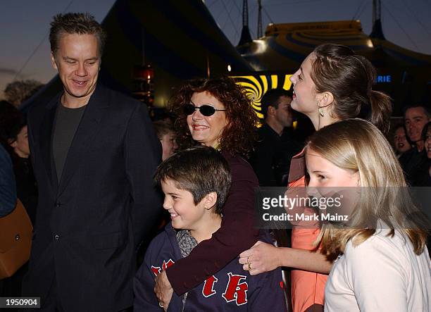 Actor Tim Robbins arrives with his wife Susan Sarandon and family for the opening night of "Cirque Du Soleil's Varekai" April 24, 2003 at Randall's...