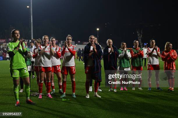 Bayern Munchen is greeting the fans during day 5 of Group C of the UEFA Women's Champions League between A.S. Roma and F.C. Bayern Munchen in Rome,...