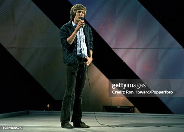 Ron Singer/actor Ron (Singer) Photos and Premium High Res Pictures - Getty Images