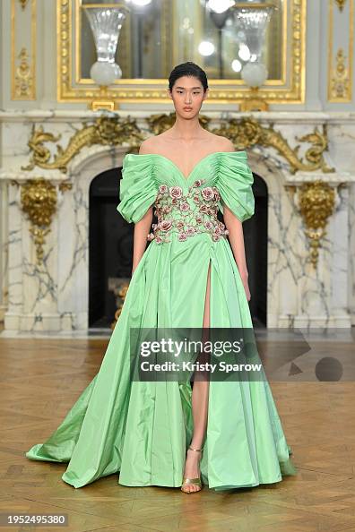 Tamara Ralph: Runway - Paris Fashion Week - Haute Couture Spring/Summer 2024 Tamara Ralph: Runway - Paris Fashion Week - Haute Couture Spring/Summer 2024