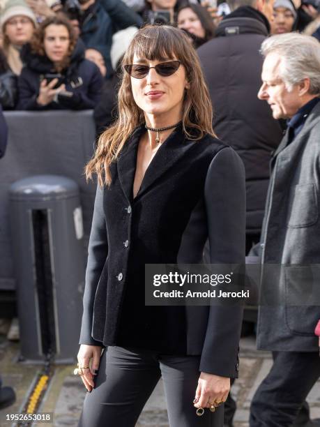 Juliette Armanet attends the Christian Dior Haute Couture Spring/Summer 2024 show as part of Paris Fashion Week on January 22, 2024 in Paris, France.