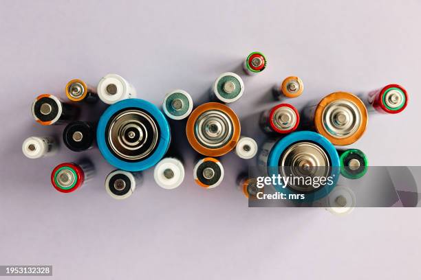 batteries - battery stock pictures, royalty-free photos & images