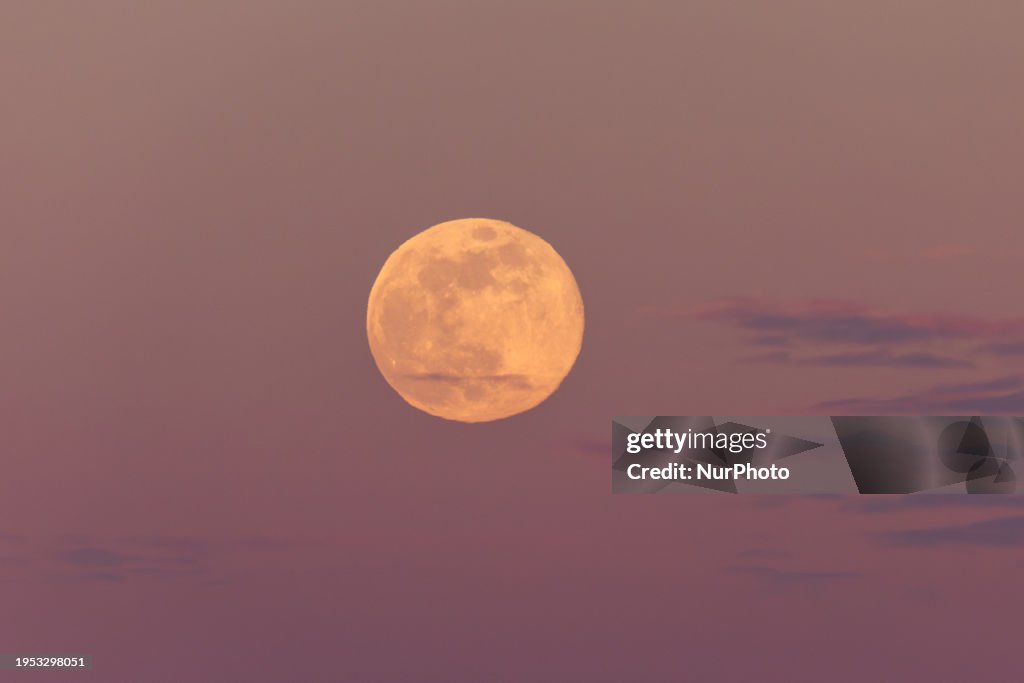 The Full Wolf Moon, the first full moon of 2024, rose on Thursday The Full Wolf Moon, the first full moon of 2024, rose on Thursday