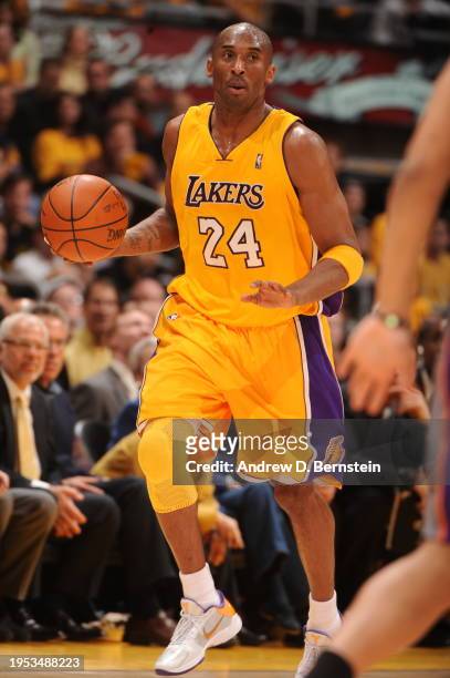 Kobe Bryant of the Los Angeles Lakers drives against the Phoenix Suns in Game One of the Western Conference Finals during the 2010 NBA Playoffs at...