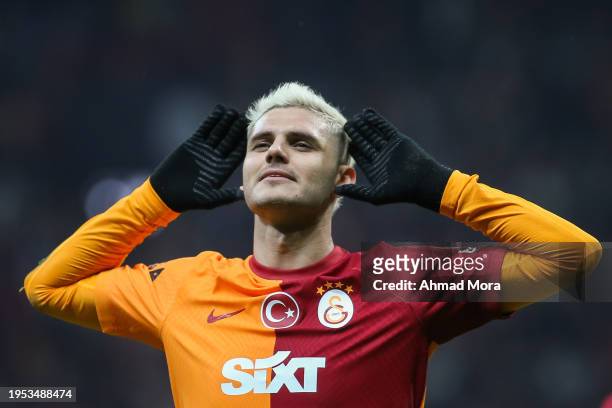 Mauro Icardi of Galatasaray celebrates after scoring his team's third goal during the Turkish Super League match between Galatasaray and Istanbulspor...
