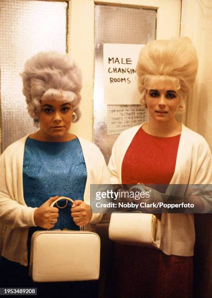 British comedy duo Dawn French and Jennifer Saunders backstage at the Shaftesbury Theatre during Comic Relief Live on April 5, 1986 in London,...
