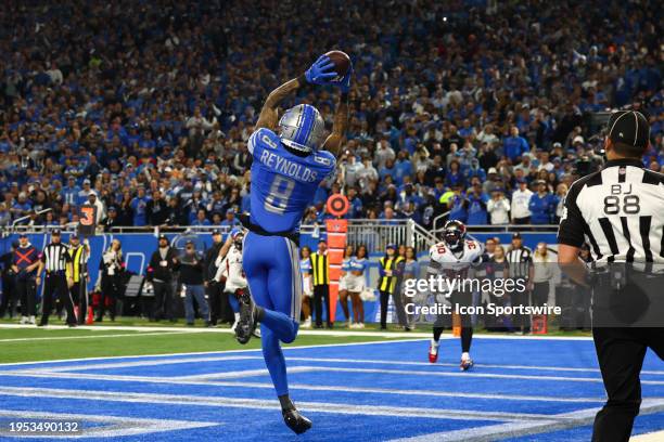 Detroit Lions wide receiver Josh Reynolds catches a touchdown pass during an NFL NFC Divisional playoff football game between the Tampa Bay...