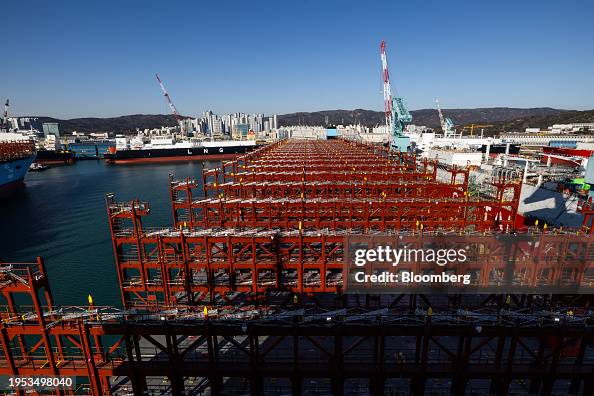 Container Cell Guide Photo Cell guides on the Ane Maersk, A.P. Moller-Maersk A/S's ...