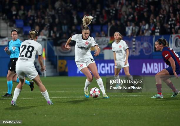 Laura Freigang is playing in the match between FC Barcelona and Eintracht Frankfurt for week 5 of the UEFA Women's Champions League, held at the...