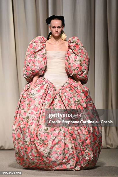 Model walks the runway during the Giambattista Valli Haute Couture Spring/Summer 2024 show as part of Paris Fashion Week on January 22, 2024 in...