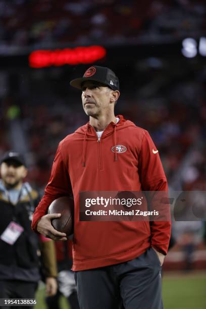 Head Coach Kyle Shanahan of the San Francisco 49ers before the NFC Divisional Playoffs game against the Green Bay Packers at Levi's Stadium on...