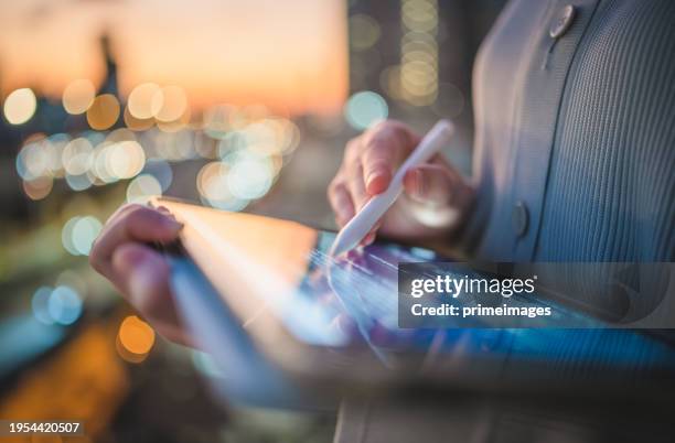 robot connect ai everywhere conceptual abstract - futurista imagens e fotografias de stock