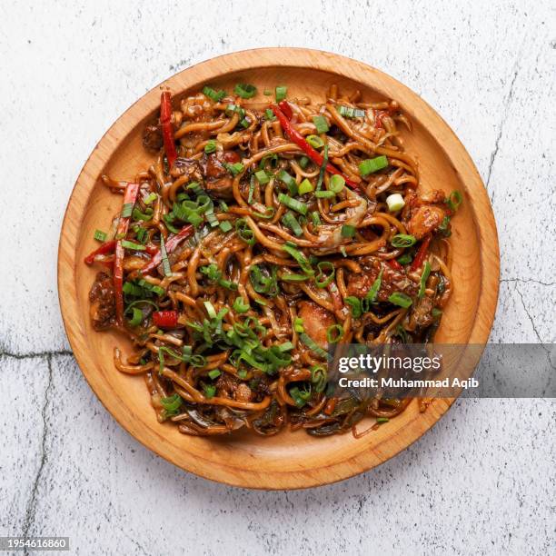 yaki udon with sukiyaki beef - gingerlily stock pictures, royalty-free photos & images