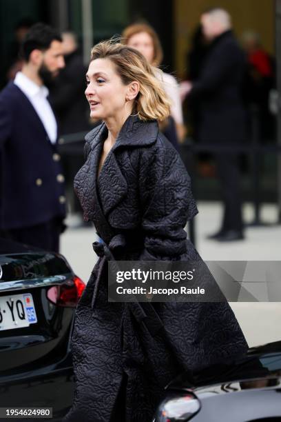 Julie Gayet attends the Chanel Haute Couture Spring/Summer 2024 show as part of Paris Fashion Week on January 23, 2024 in Paris, France.