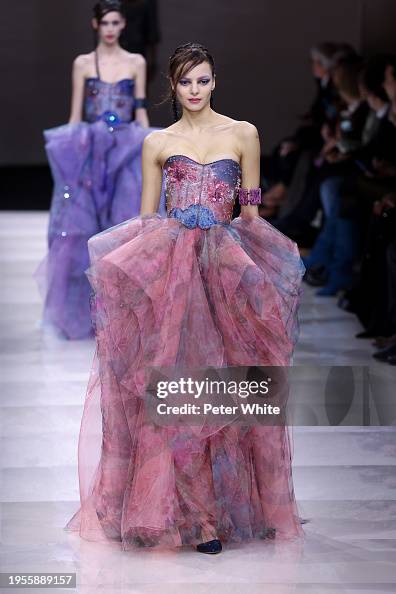 Giorgio Armani Privé : Runway - Paris Fashion Week - Haute Couture Spring/Summer 2024 Giorgio Armani Privé : Runway - Paris Fashion Week - Haute Couture Spring/Summer 2024