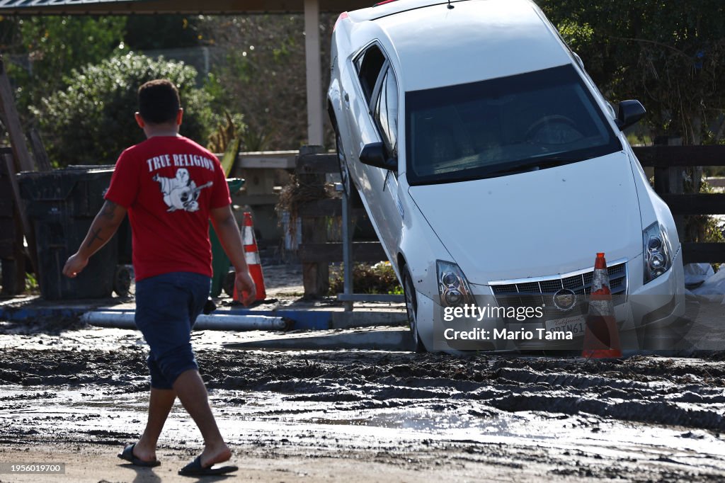San Diego Area Cleans Up After Yesterday's Rain Storm Caused Flooding